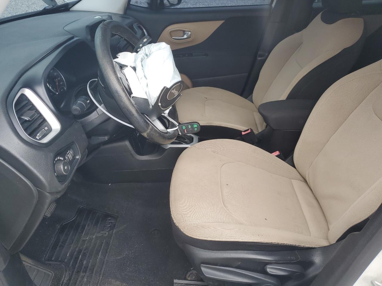 2017 Jeep Renegade Latitude VIN: ZACCJABBXHPE48928 Lot: 67608445