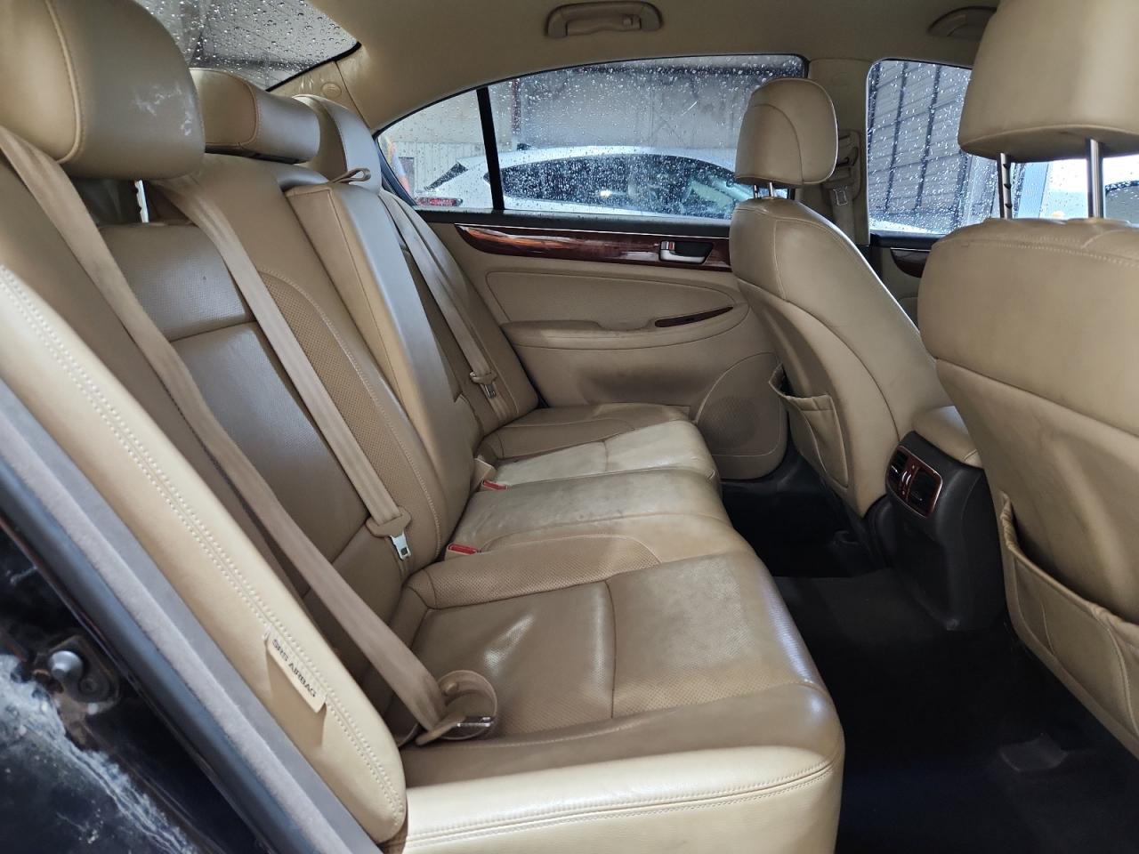 2013 Hyundai Genesis 3.8L VIN: KMHGC4DD7DU222376 Lot: 67262445