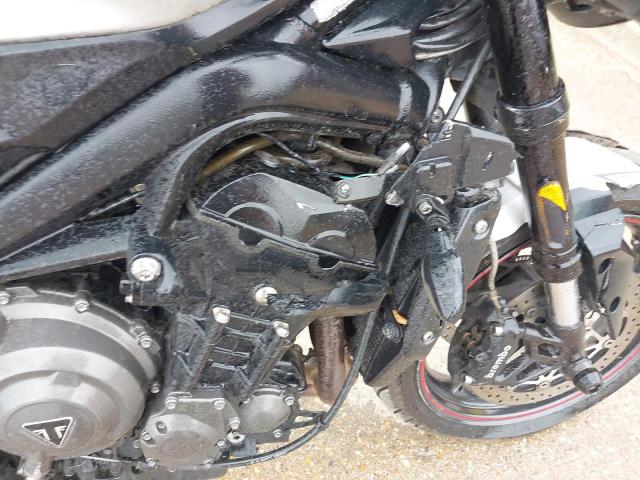 2019 TRIUMPH STREET TRIPLE R 