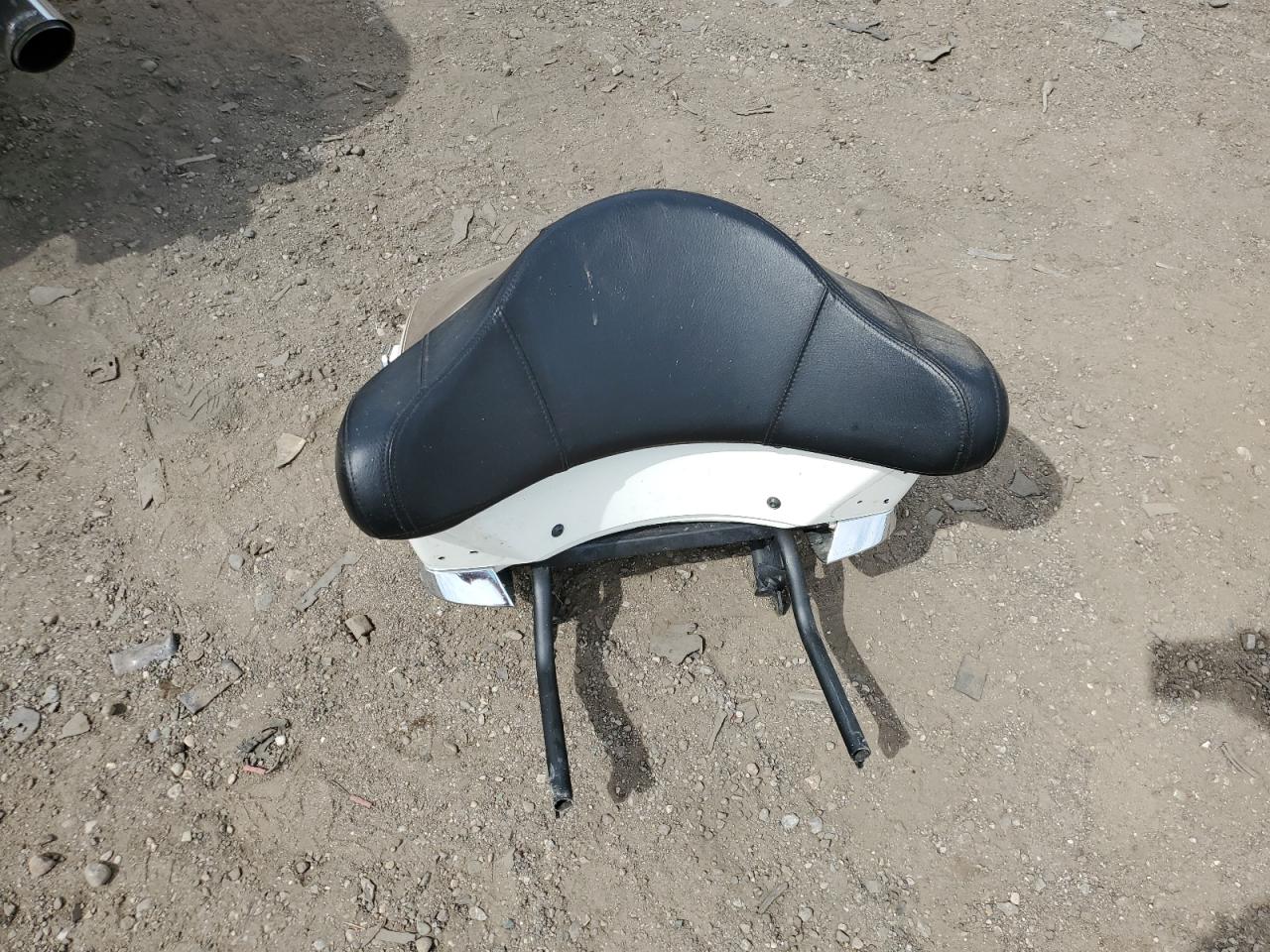 2012 Kawasaki Vn1700 B VIN: JKBVNRB18CA005033 Lot: 70635455