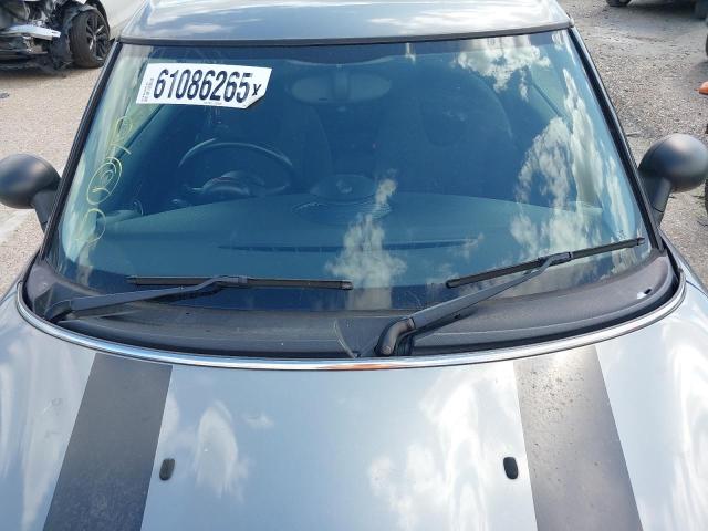 2010 MINI ONE GRAPHI