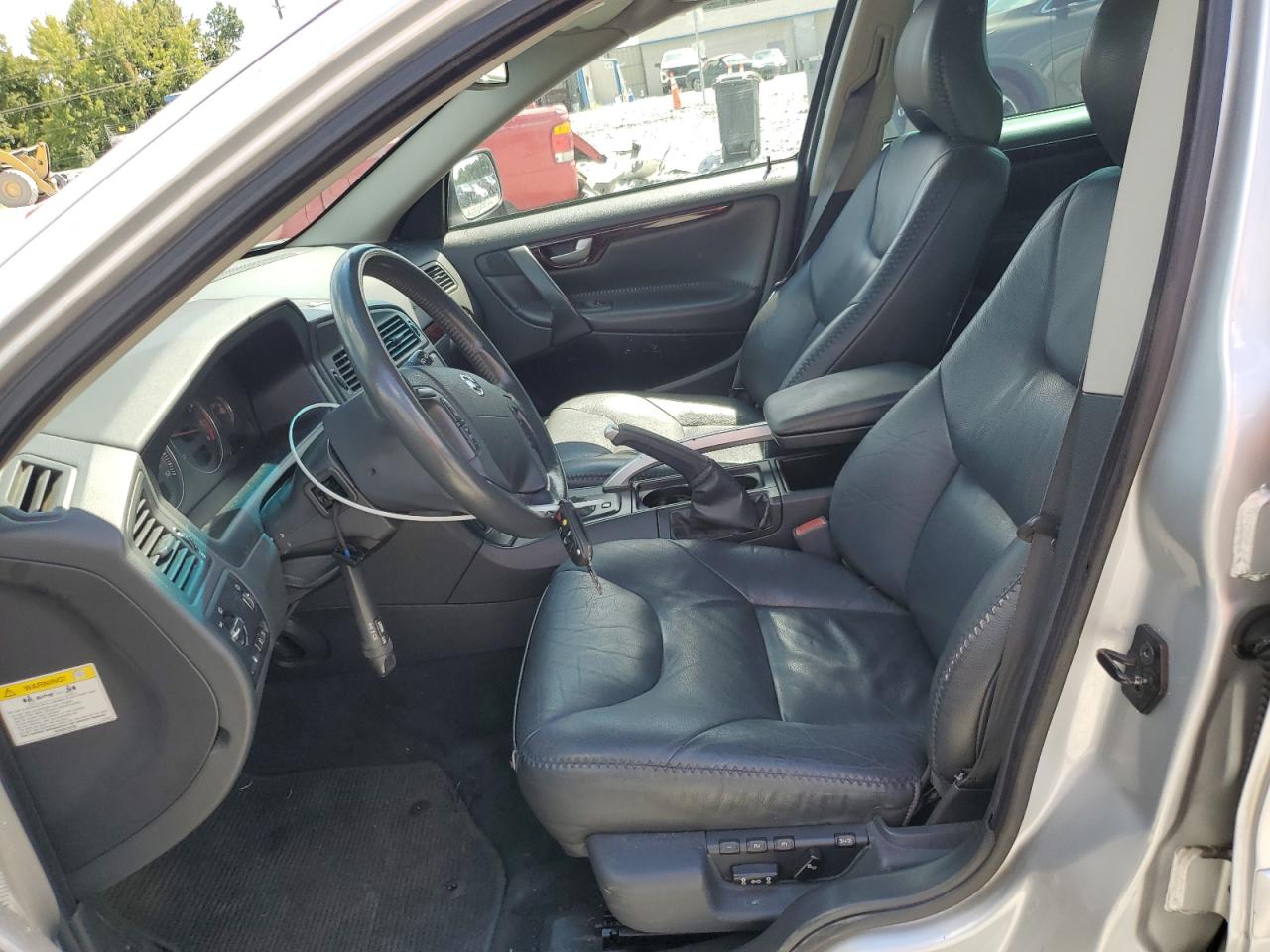 2004 Volvo Xc70 VIN: YV1SZ59H141130948 Lot: 70692365