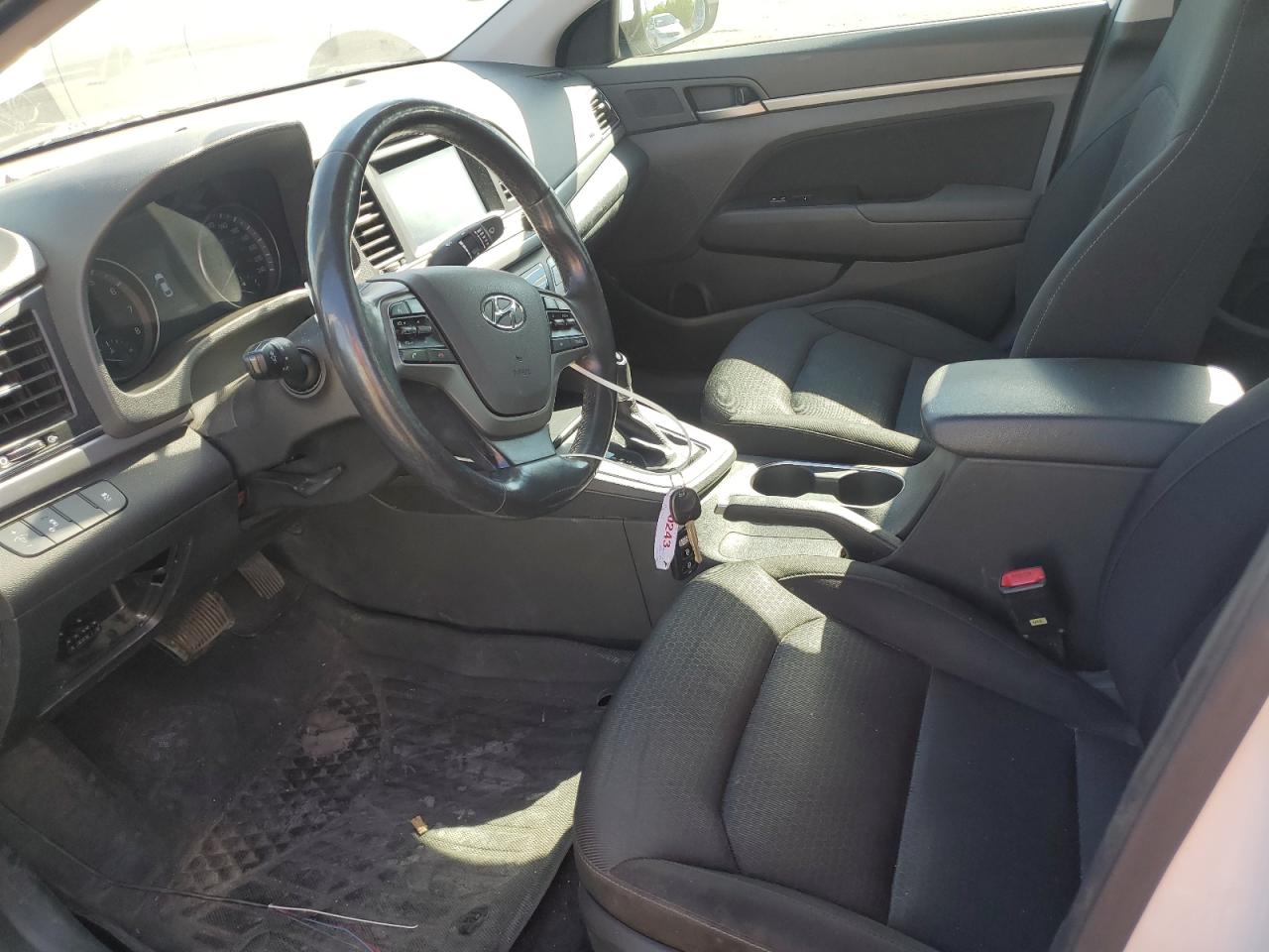 2017 Hyundai Elantra Se VIN: KMHD84LF8HU289811 Lot: 70358695