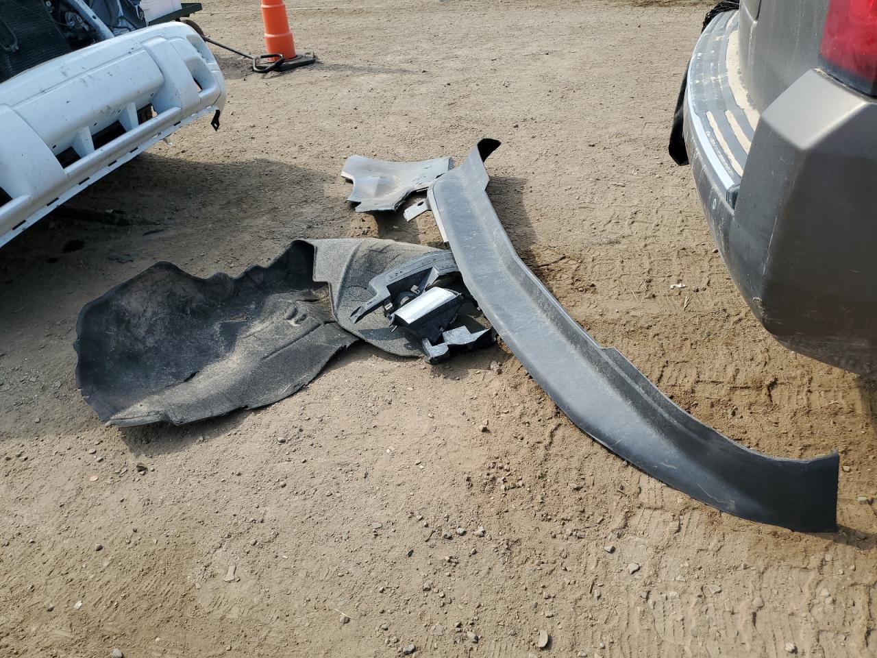 2015 Chevrolet Suburban K1500 Ltz VIN: 1GNSKKKC3FR575727 Lot: 67227775