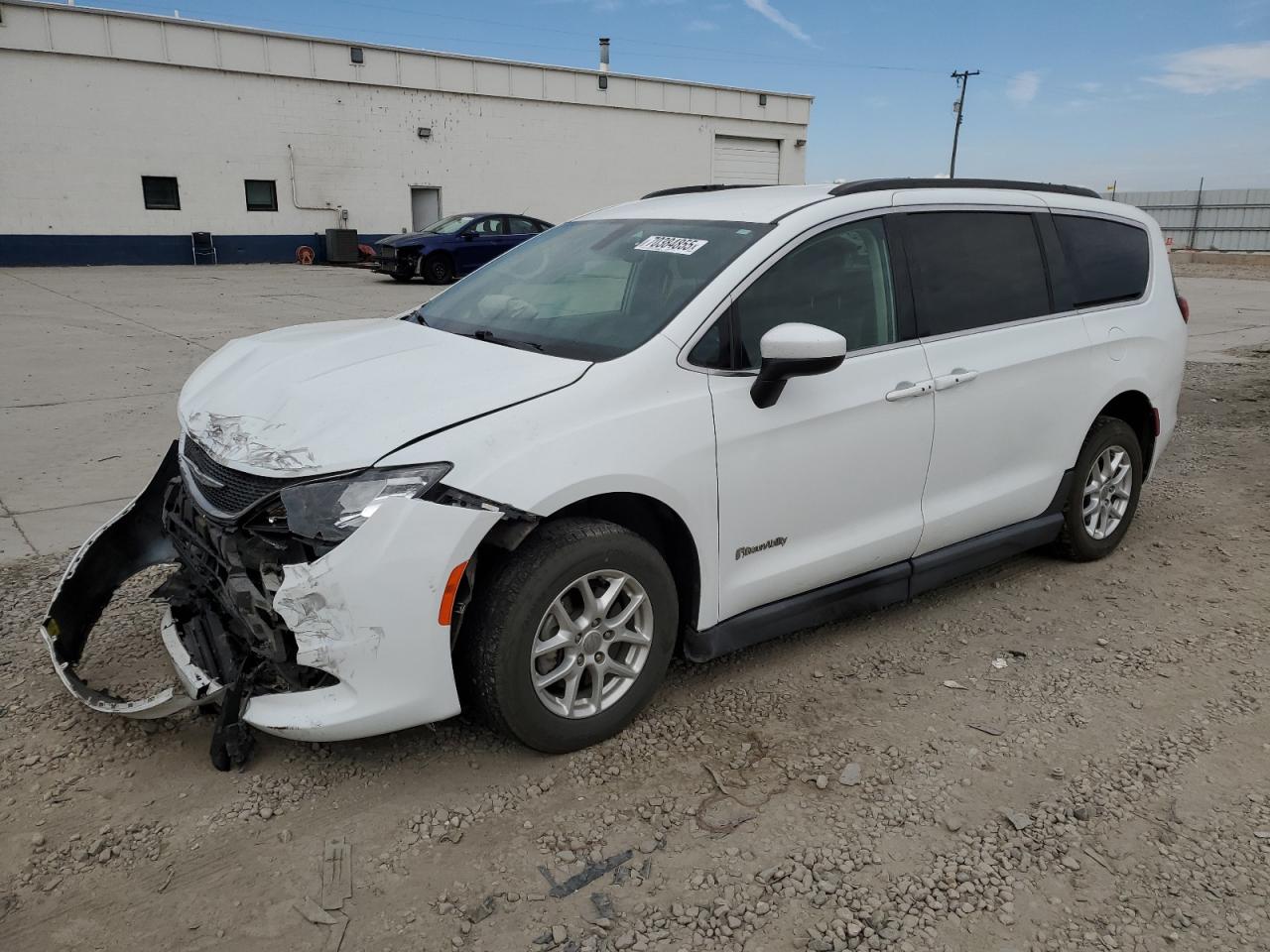 2020 Chrysler Voyager Lxi