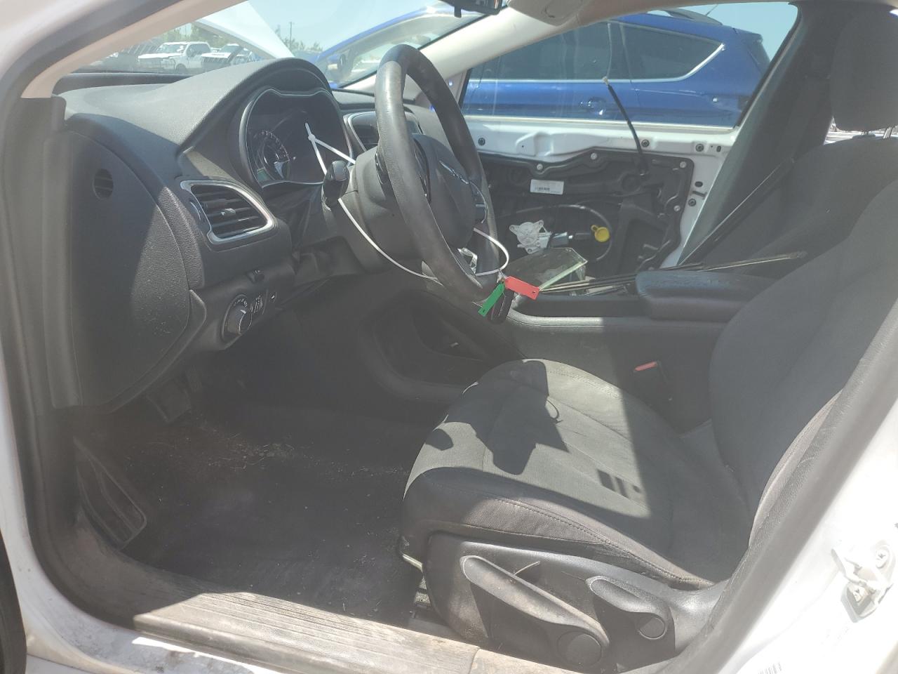 2015 Chrysler 200 Limited VIN: 1C3CCCAB6FN654023 Lot: 67631275