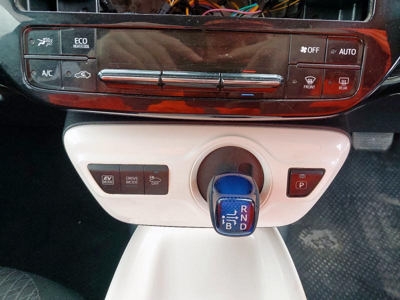 2017 TOYOTA PRIUS HYBRID 