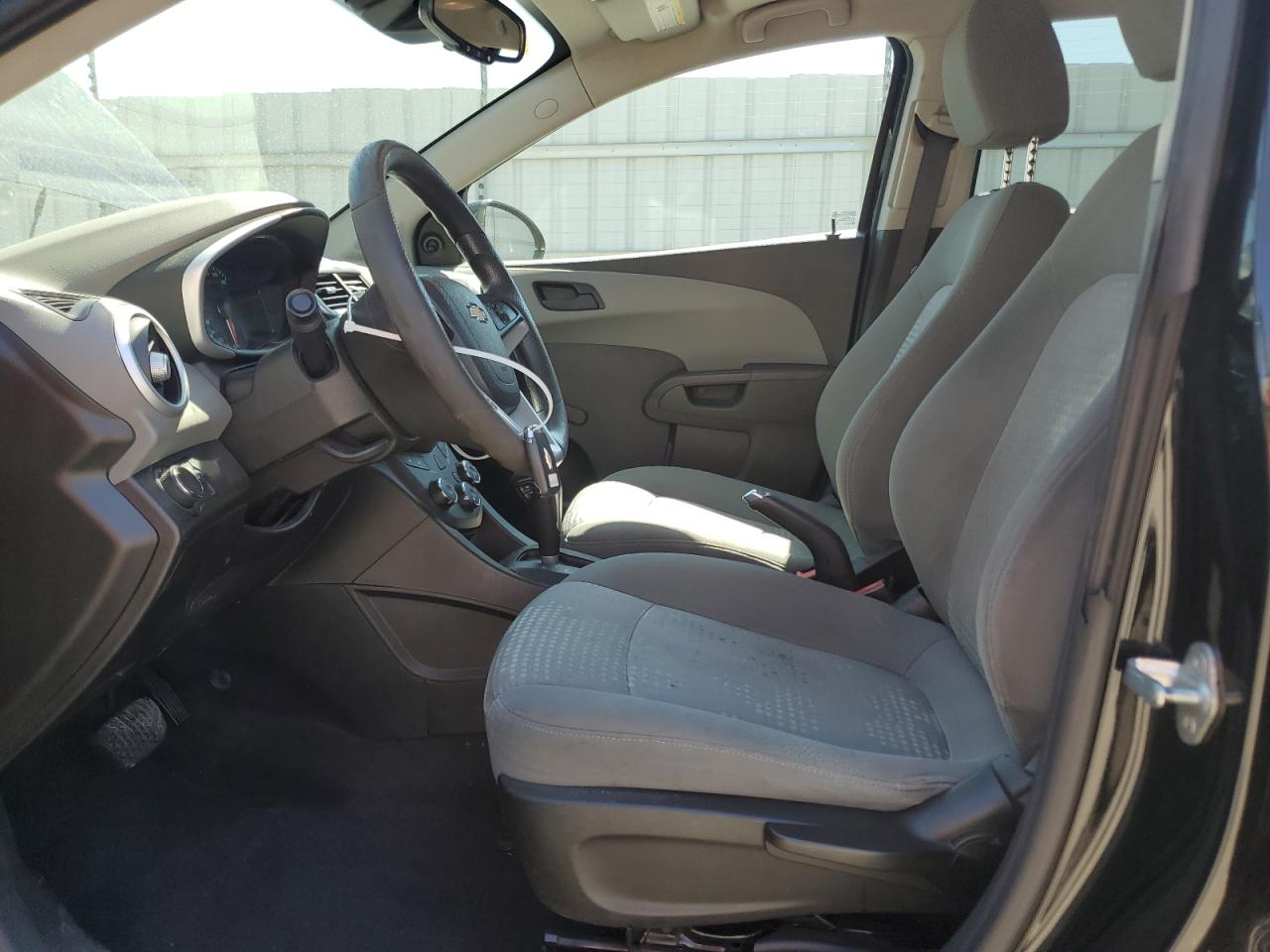 2020 Chevrolet Sonic VIN: 1G1JG6SB7L4132261 Lot: 69694725