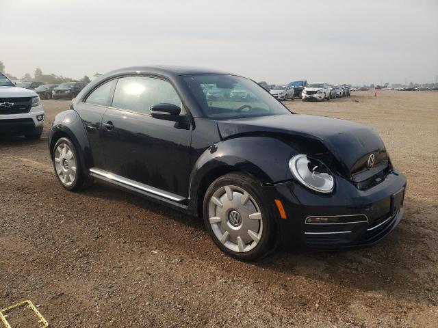  VOLKSWAGEN BEETLE 2017 Черный
