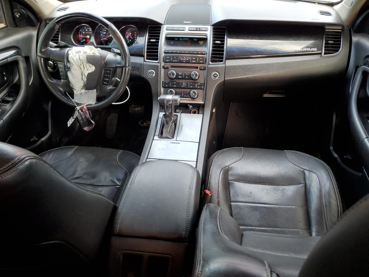 2011 Ford Taurus Limited VIN: 1FAHP2FW3BG135205 Lot: 70664195