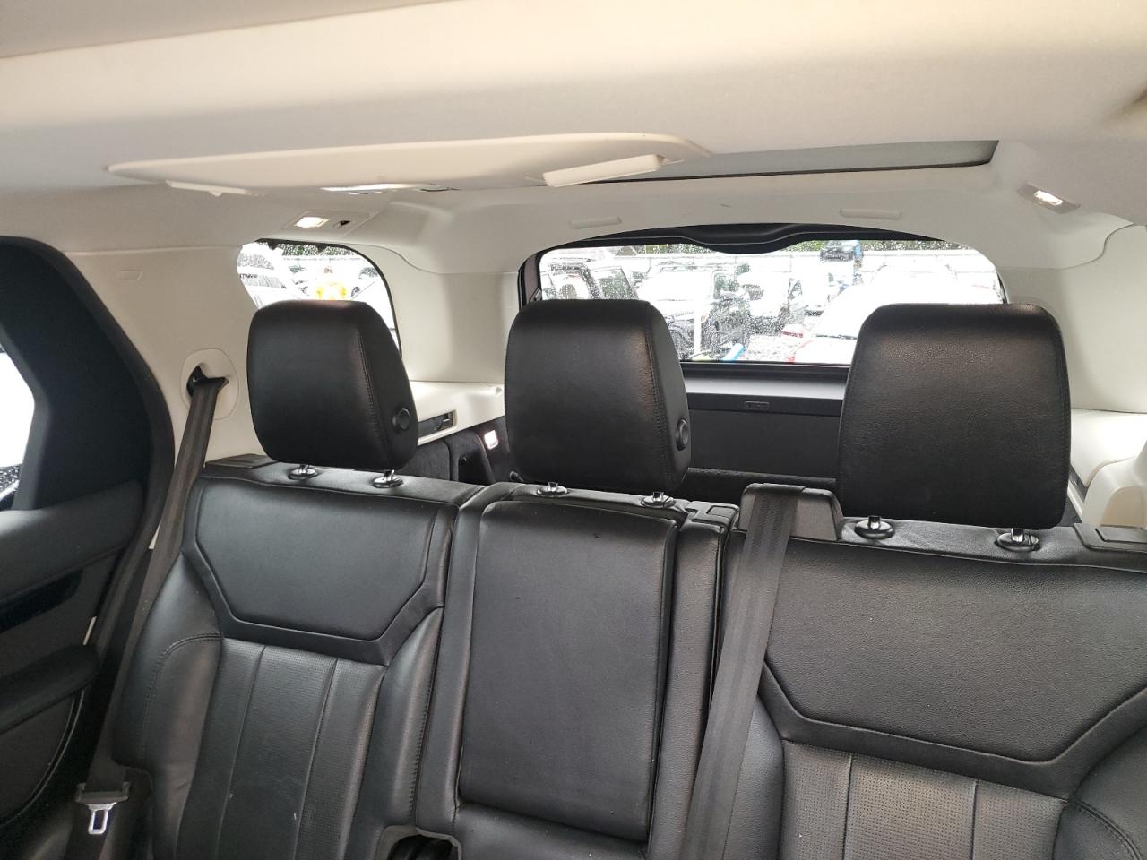 2019 Land Rover Discovery Se VIN: SALRG2RV9K2401575 Lot: 68978425