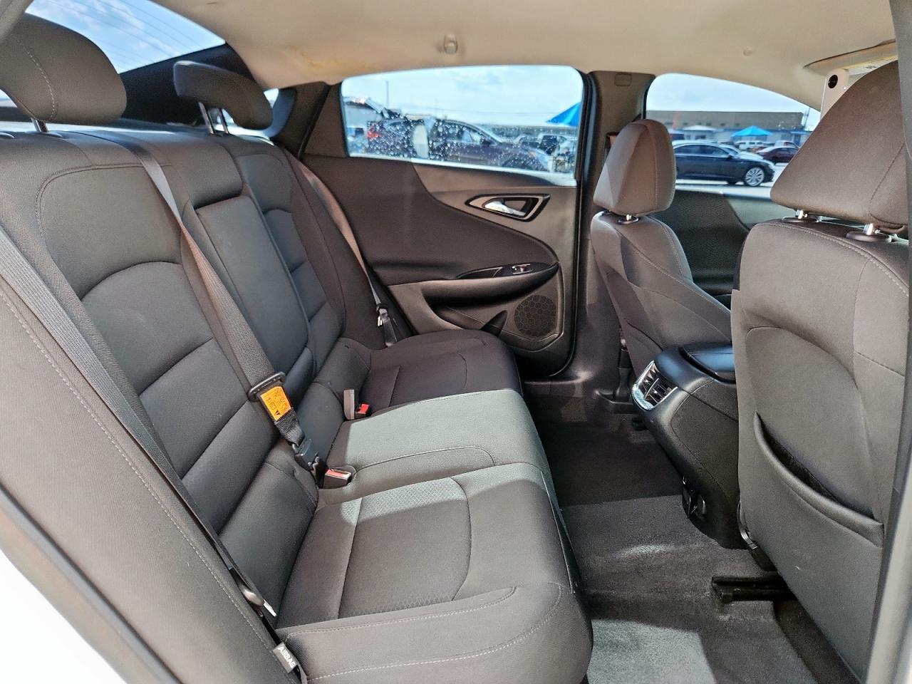 2018 Chevrolet Malibu Lt VIN: 1G1ZD5ST8JF185972 Lot: 67850235