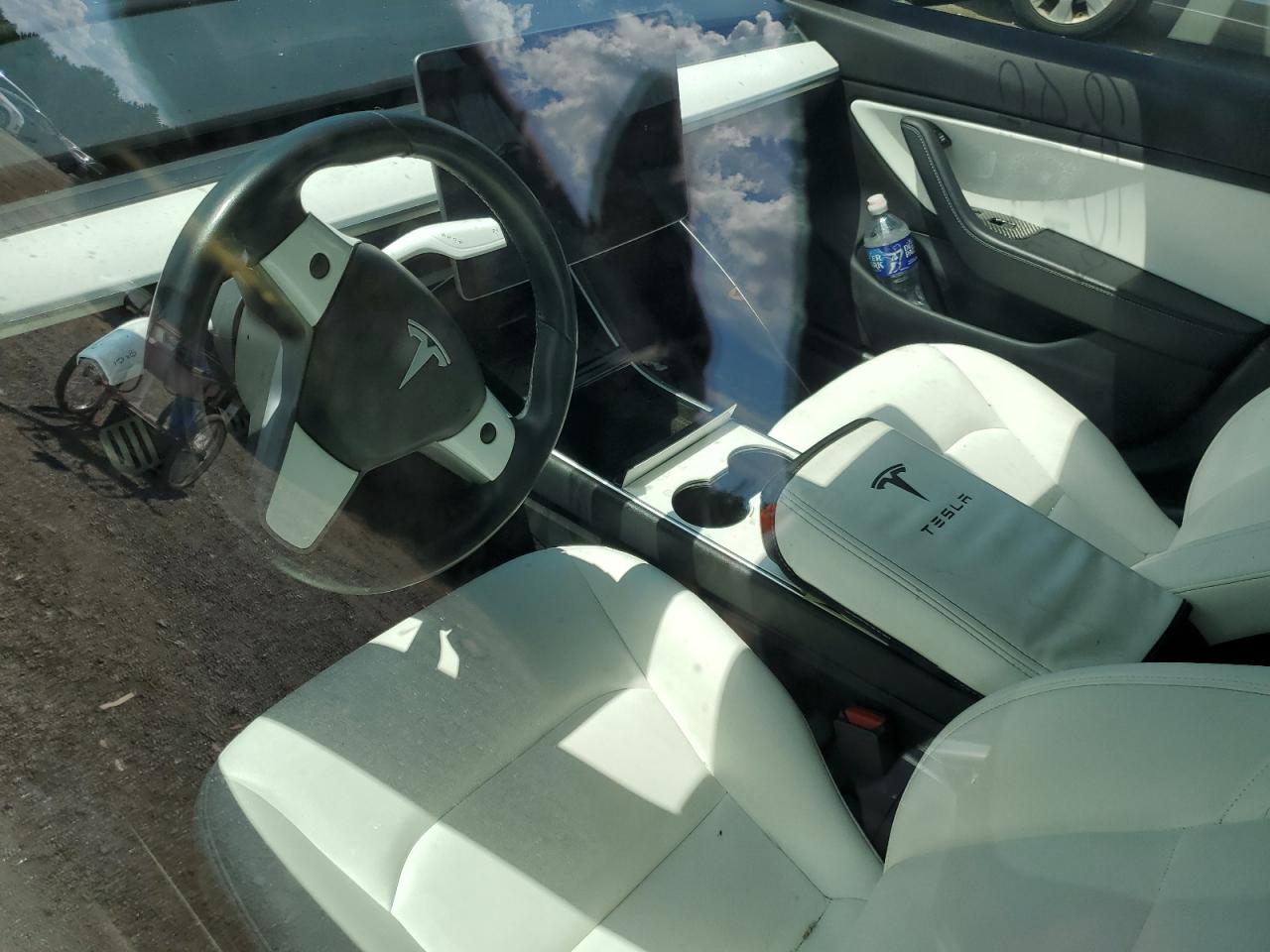 2019 Tesla Model 3 VIN: 5YJ3E1EBXKF238182 Lot: 70222775