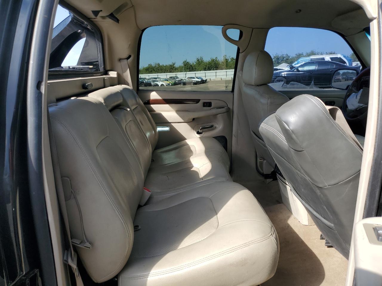 2002 Cadillac Escalade Ext VIN: 3GYEK63N52G275415 Lot: 70503665