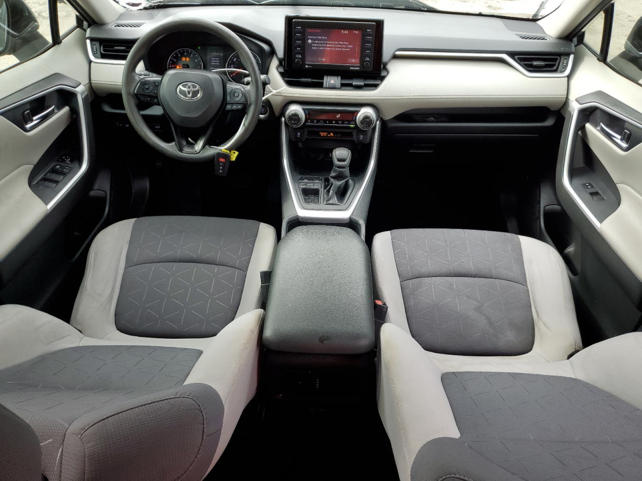 2021 Toyota Rav4 Xle VIN: JTMW1RFV2MD068779 Lot: 70234125