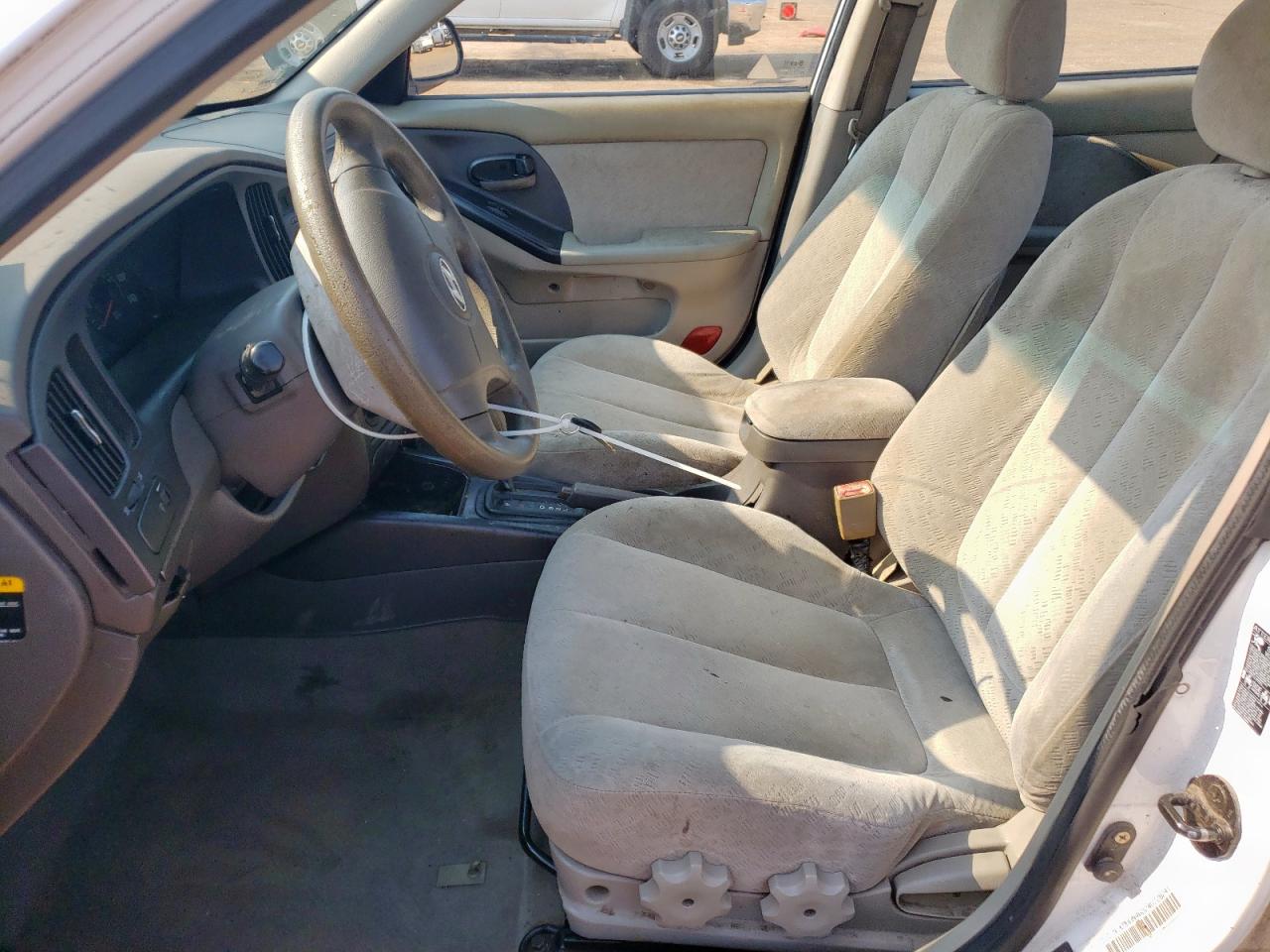 2004 Hyundai Elantra Gls VIN: KMHDN46D24U728241 Lot: 68002955