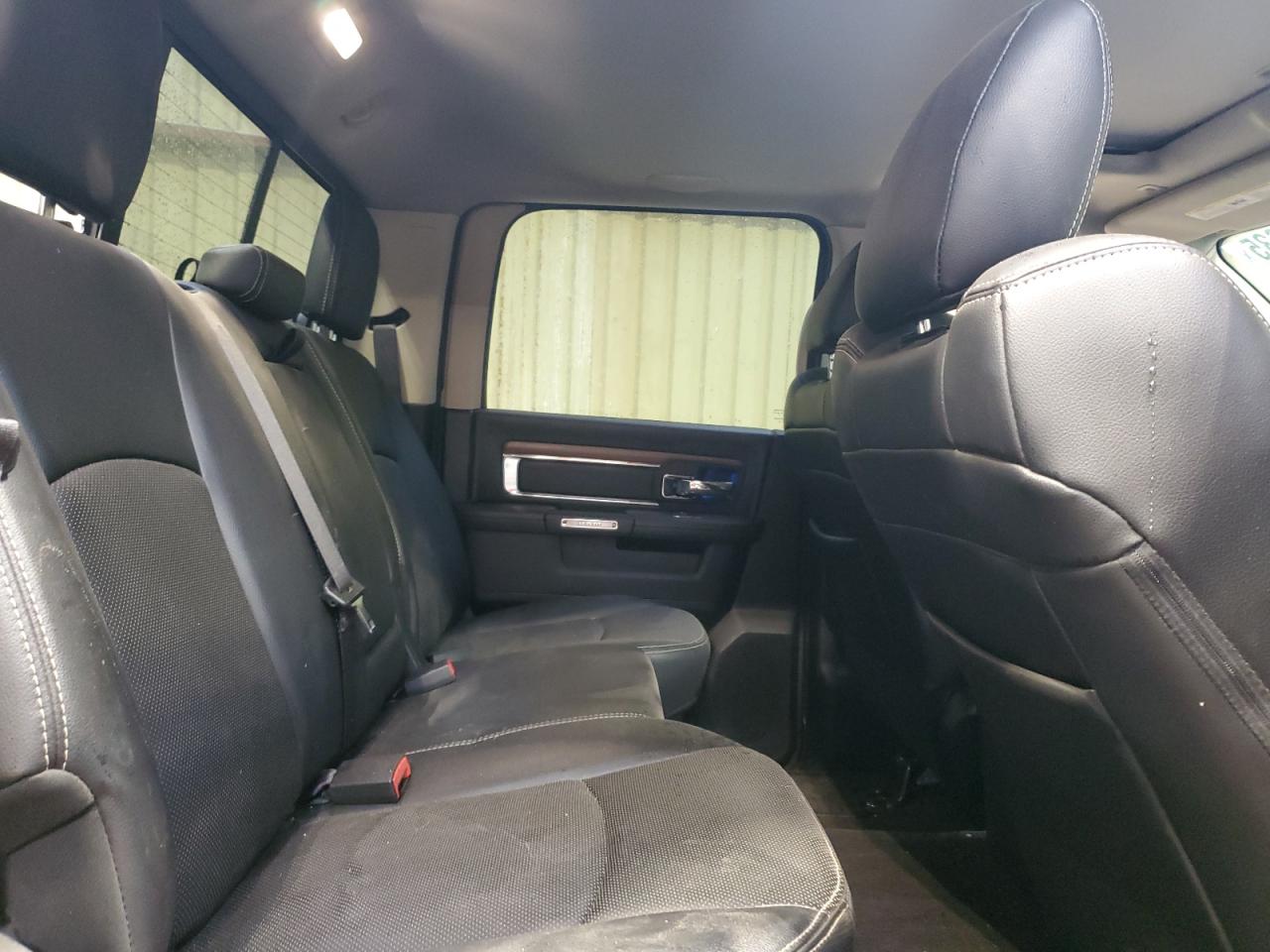 2017 Ram 1500 Laramie VIN: 1C6RR7NT2HS832147 Lot: 70165635