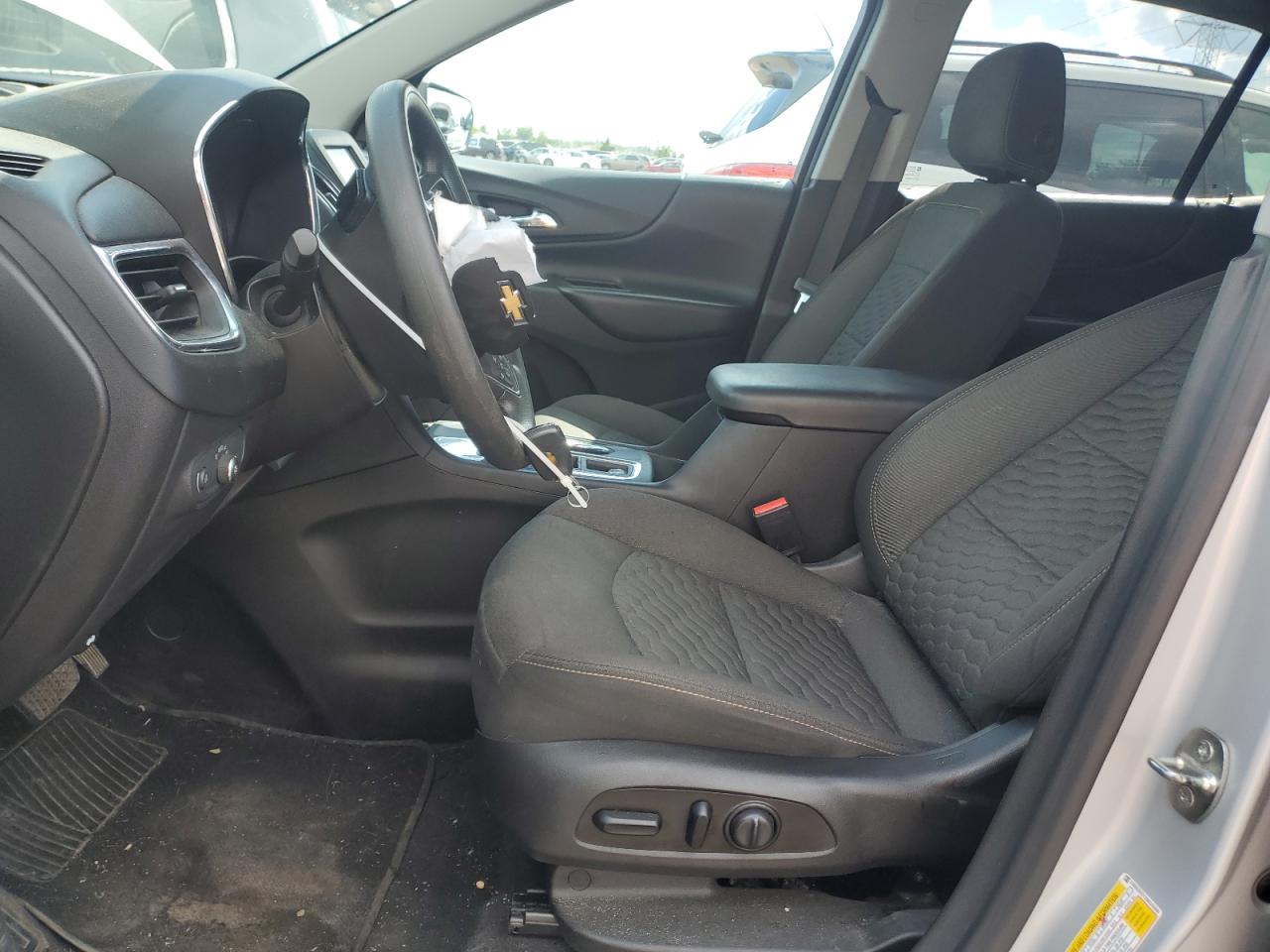 2021 Chevrolet Equinox Lt VIN: 2GNAXKEV2M6105806 Lot: 70528115