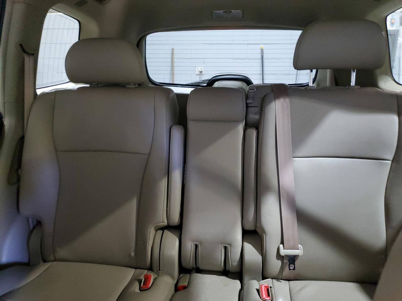 2012 Toyota Highlander Base VIN: 5TDBK3EH8CS121105 Lot: 68816325