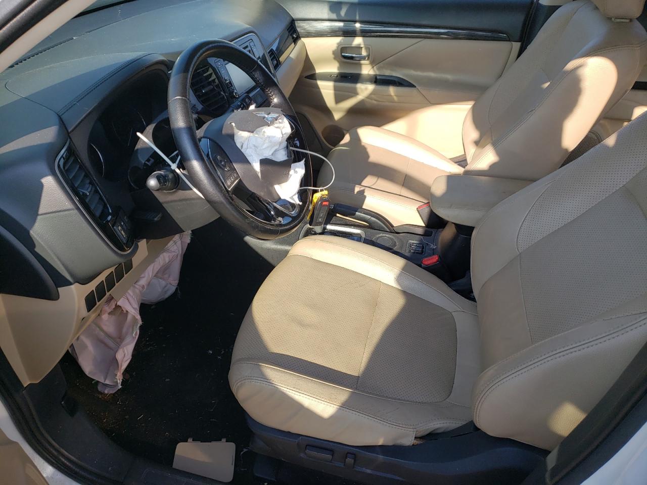 2016 Mitsubishi Outlander Se VIN: JA4AD3A32GZ016672 Lot: 69791075