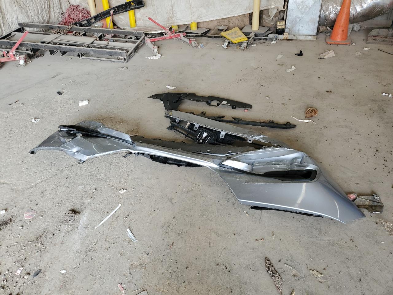 2022 Honda Accord Lx VIN: 1HGCV1F13NA006883 Lot: 69320425