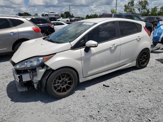  FORD FIESTA 2018 Белы