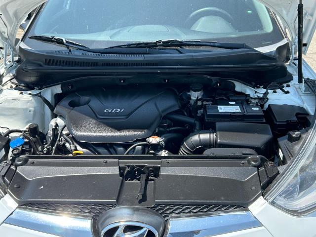 Coupet HYUNDAI VELOSTER 2017 Biały