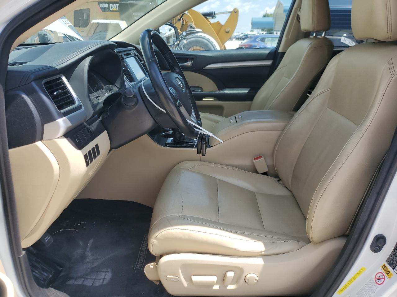 2018 Toyota Highlander Hybrid VIN: 5TDJGRFH1JS046727 Lot: 64011775