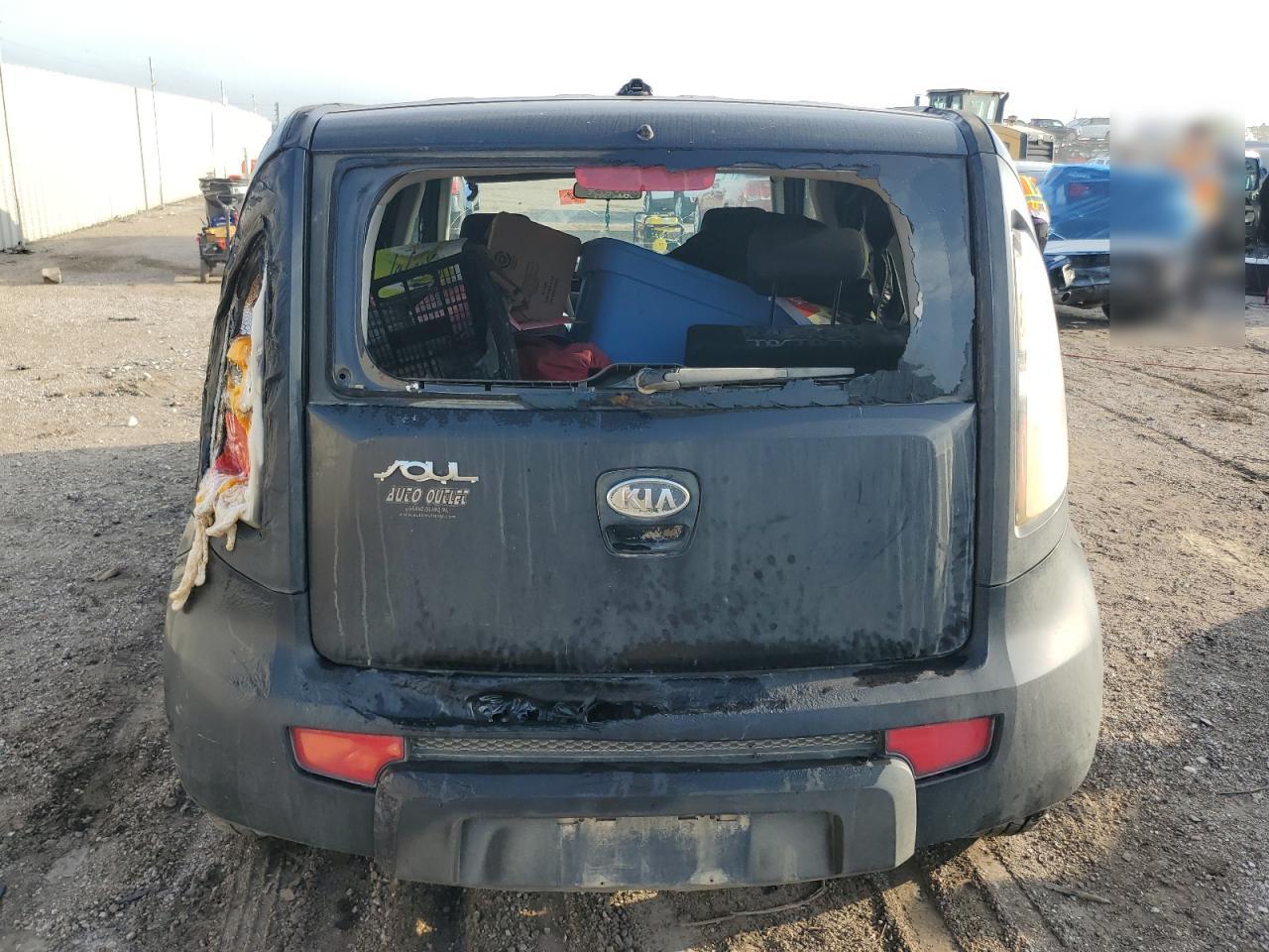 2010 Kia Soul + VIN: KNDJT2A24A7142173 Lot: 69048255