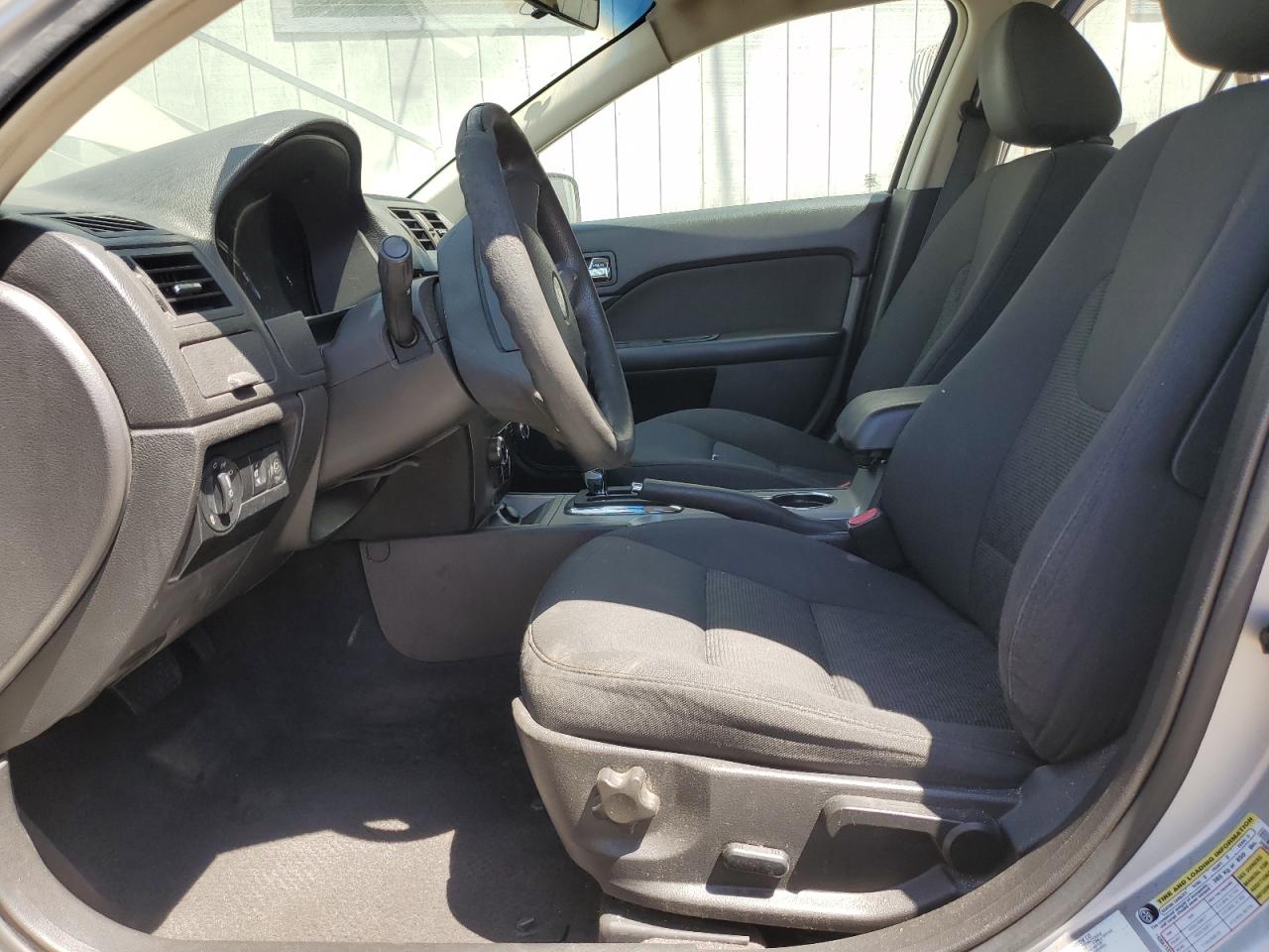 2010 Ford Fusion Se VIN: 3FAHP0HA1AR229810 Lot: 69850895