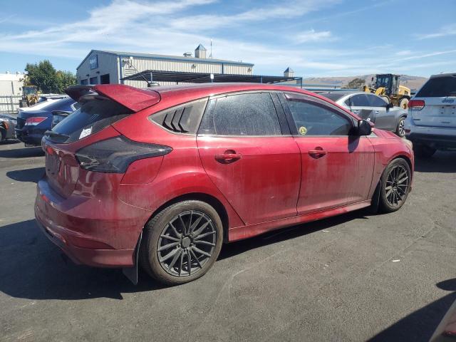  FORD FOCUS 2016 Красный
