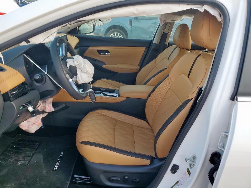  NISSAN SENTRA 2025 Белы