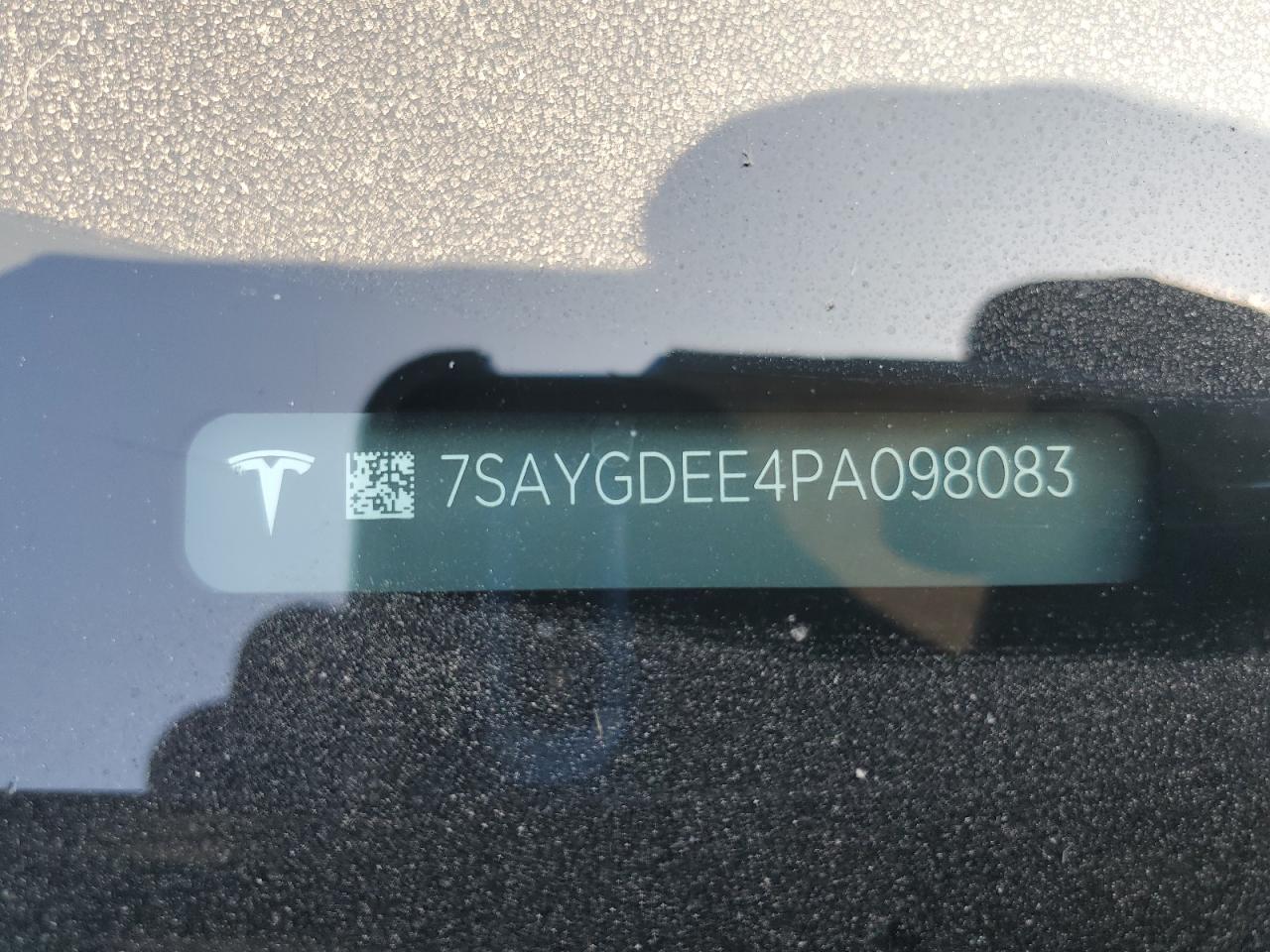2023 Tesla Model Y VIN: 7SAYGDEE4PA098083 Lot: 69416445
