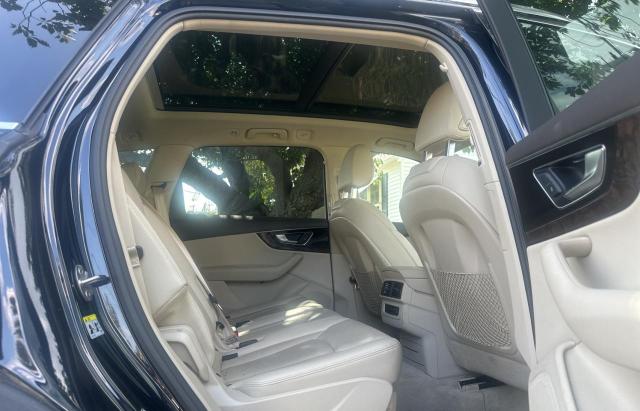 Parquets AUDI Q7 2017 Granatowy