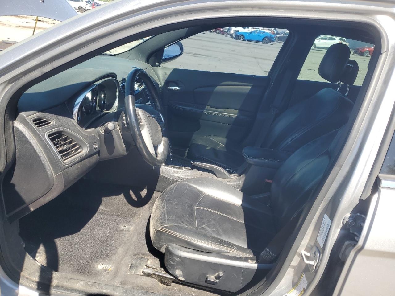 2014 Chrysler 200 Limited VIN: 1C3CCBCGXEN135607 Lot: 70130735