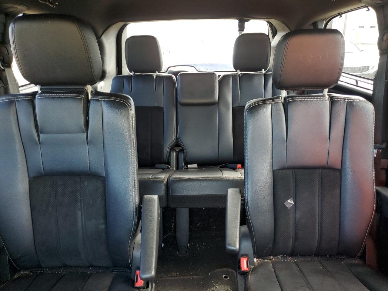 2017 Dodge Grand Caravan Sxt VIN: 2C4RDGCG9HR829079 Lot: 69219095