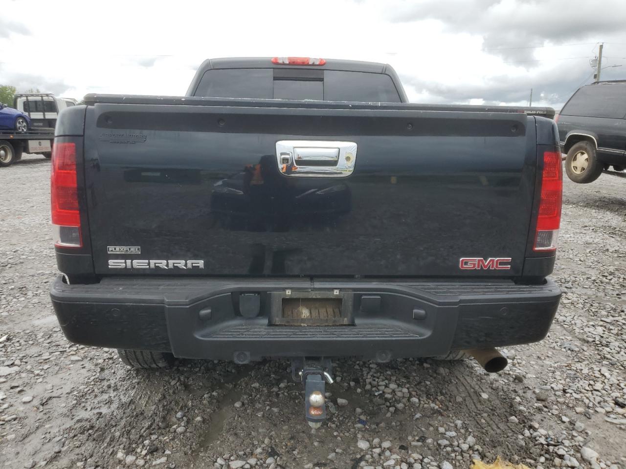 2012 GMC Sierra K1500 Denali VIN: 3GTP2XE21CG137749 Lot: 68689745