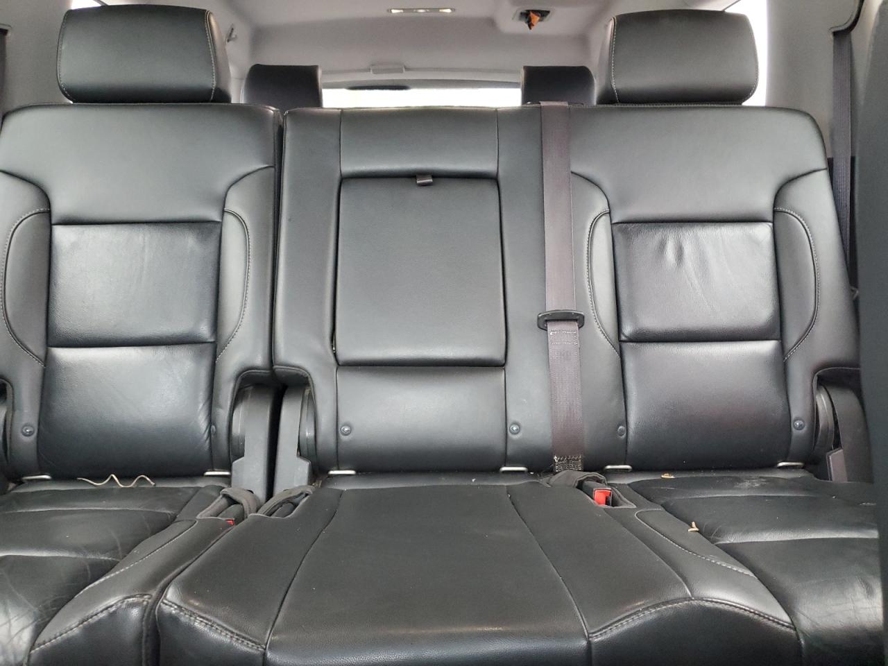 2016 Chevrolet Suburban C1500 Lt VIN: 1GNSCHKC4GR242566 Lot: 70381095