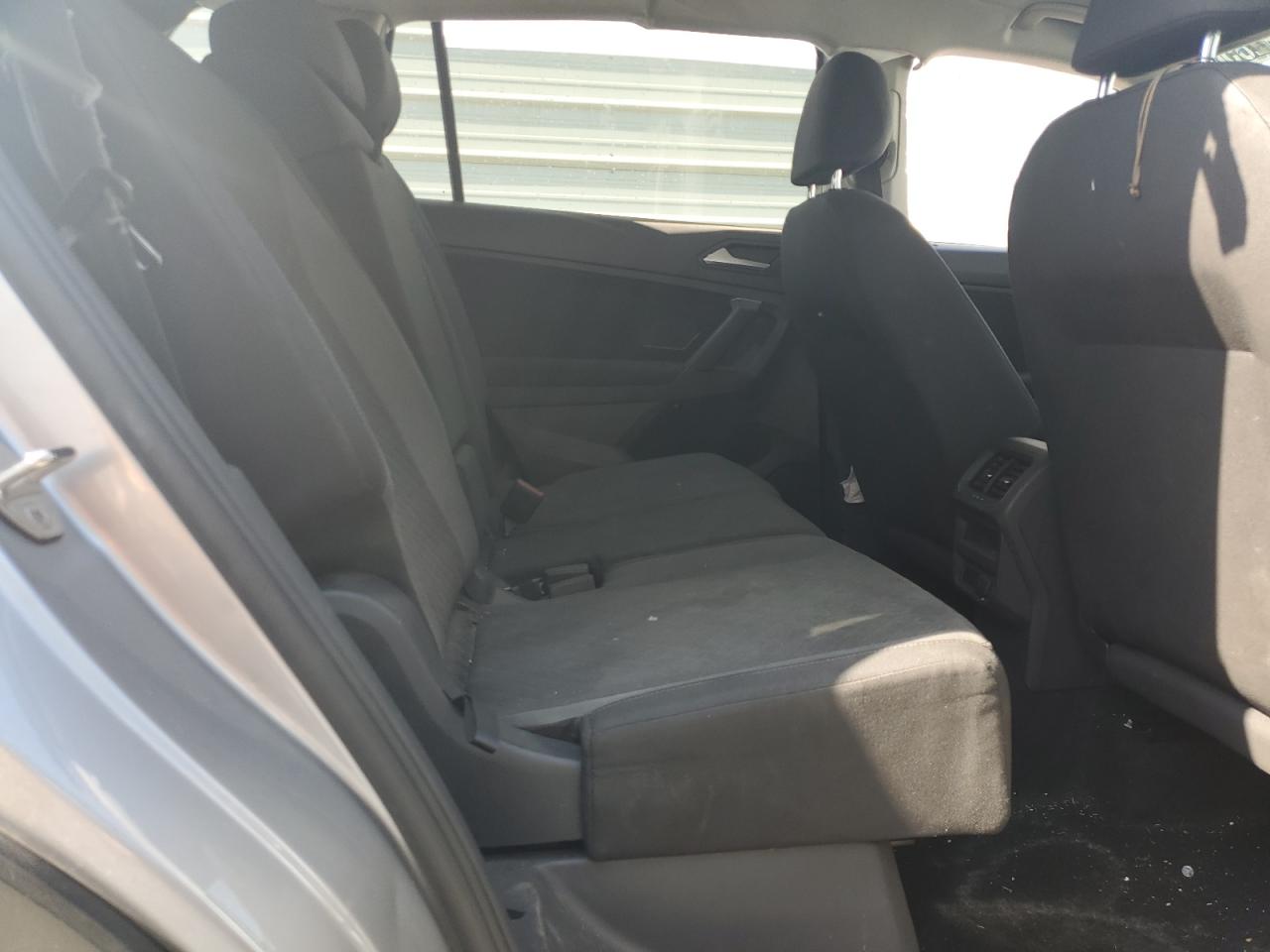 2019 Volkswagen Tiguan S VIN: 3VV1B7AX2KM097772 Lot: 68099285