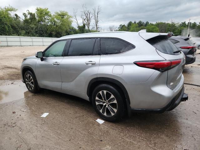 TOYOTA HIGHLANDER 2021 Srebrny