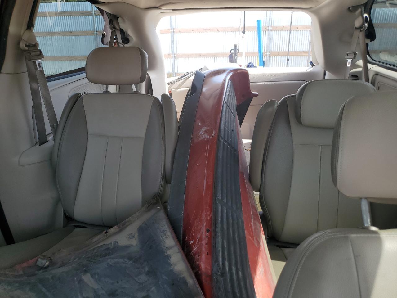 2006 Chrysler Town & Country Touring VIN: 2A4GP54L16R702381 Lot: 70942645