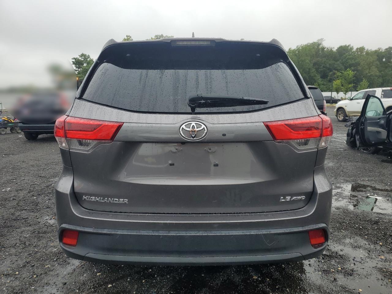 2019 Toyota Highlander Le VIN: 5TDBZRFH2KS705012 Lot: 69036525
