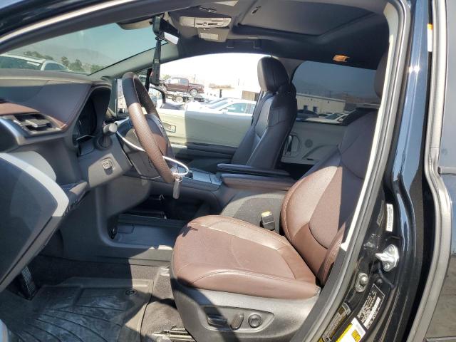  TOYOTA SIENNA 2024 Черный