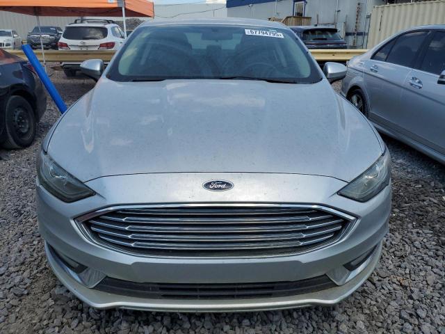  FORD FUSION 2018 Srebrny