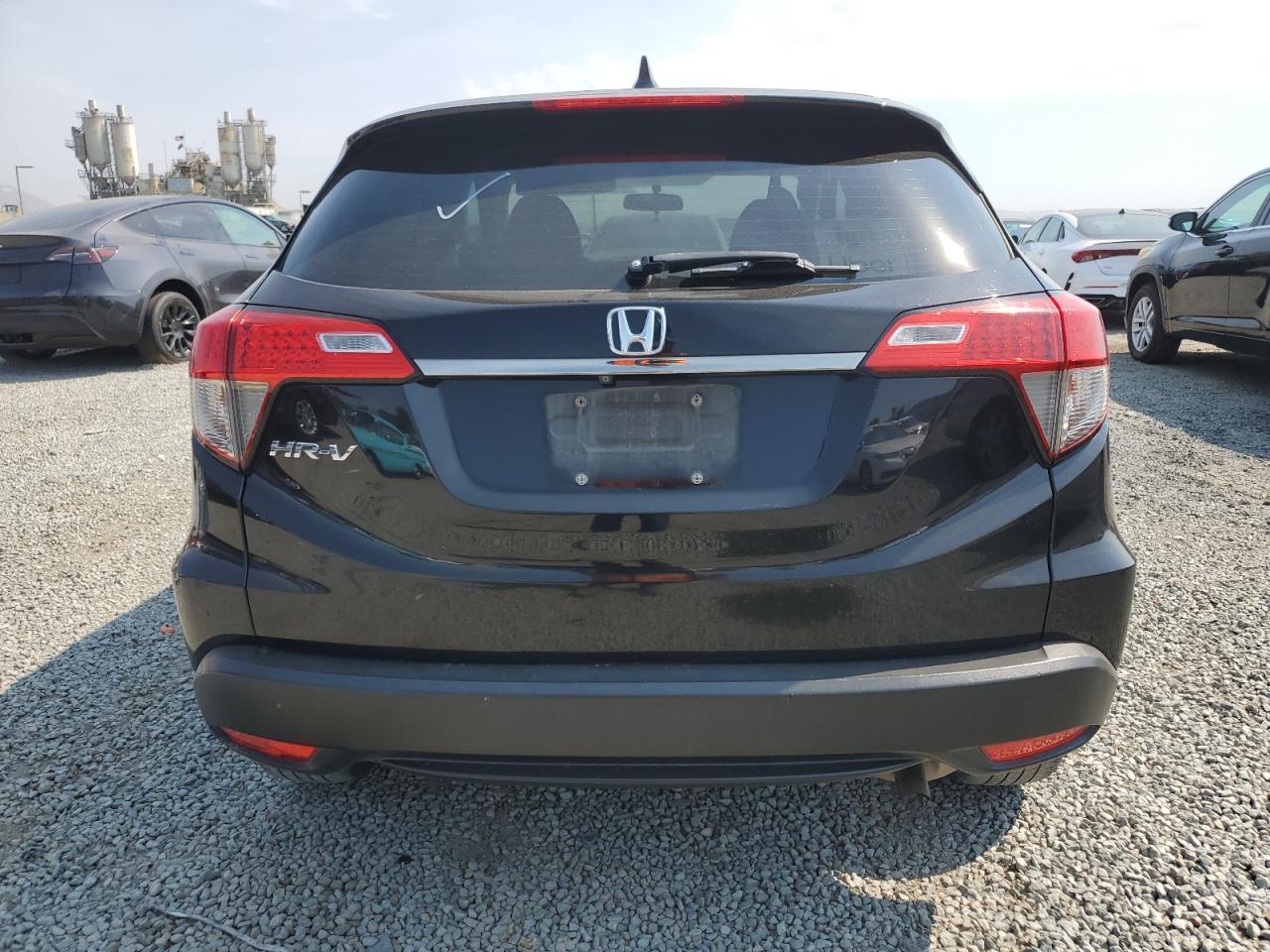 2019 Honda Hr-V Lx VIN: 3CZRU5H37KM706383 Lot: 70218285