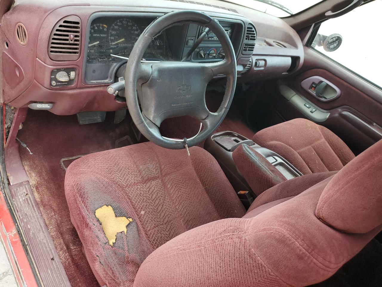 1996 Chevrolet Gmt-400 K1500 VIN: 2GCEK19R8T1209275 Lot: 69112375