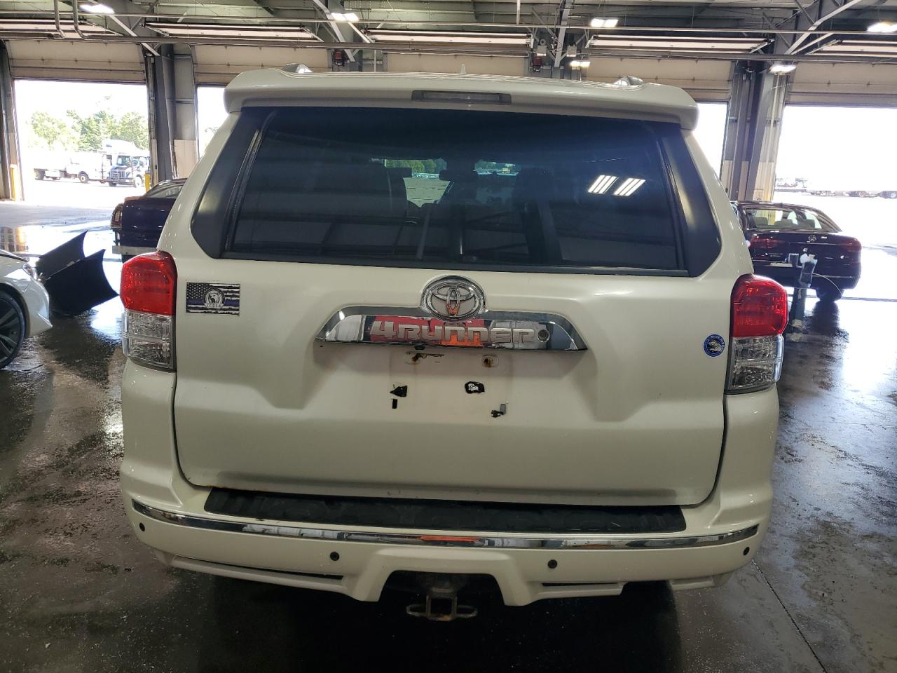 2011 Toyota 4Runner Sr5 VIN: JTEBU5JR4B5061294 Lot: 69321115