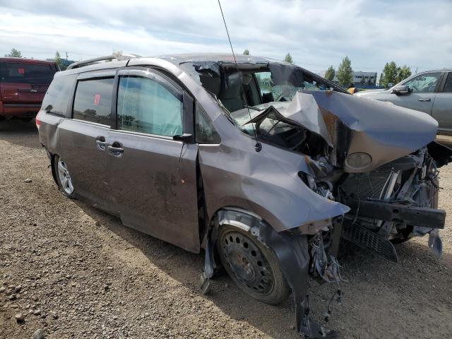 2011 TOYOTA SIENNA   