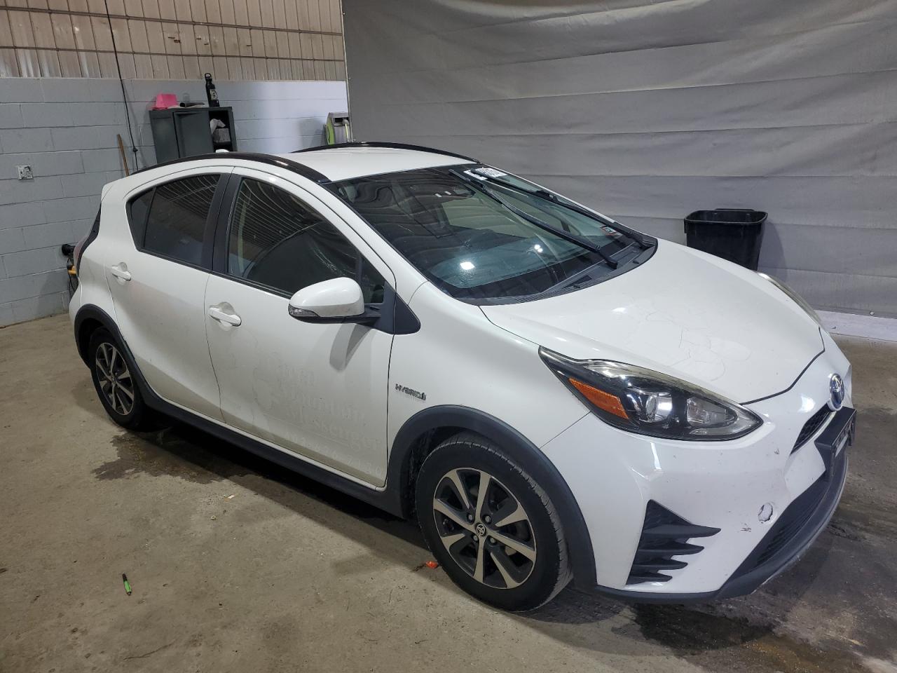 2018 Toyota Prius C VIN: JTDKDTB37J1620135 Lot: 67098315