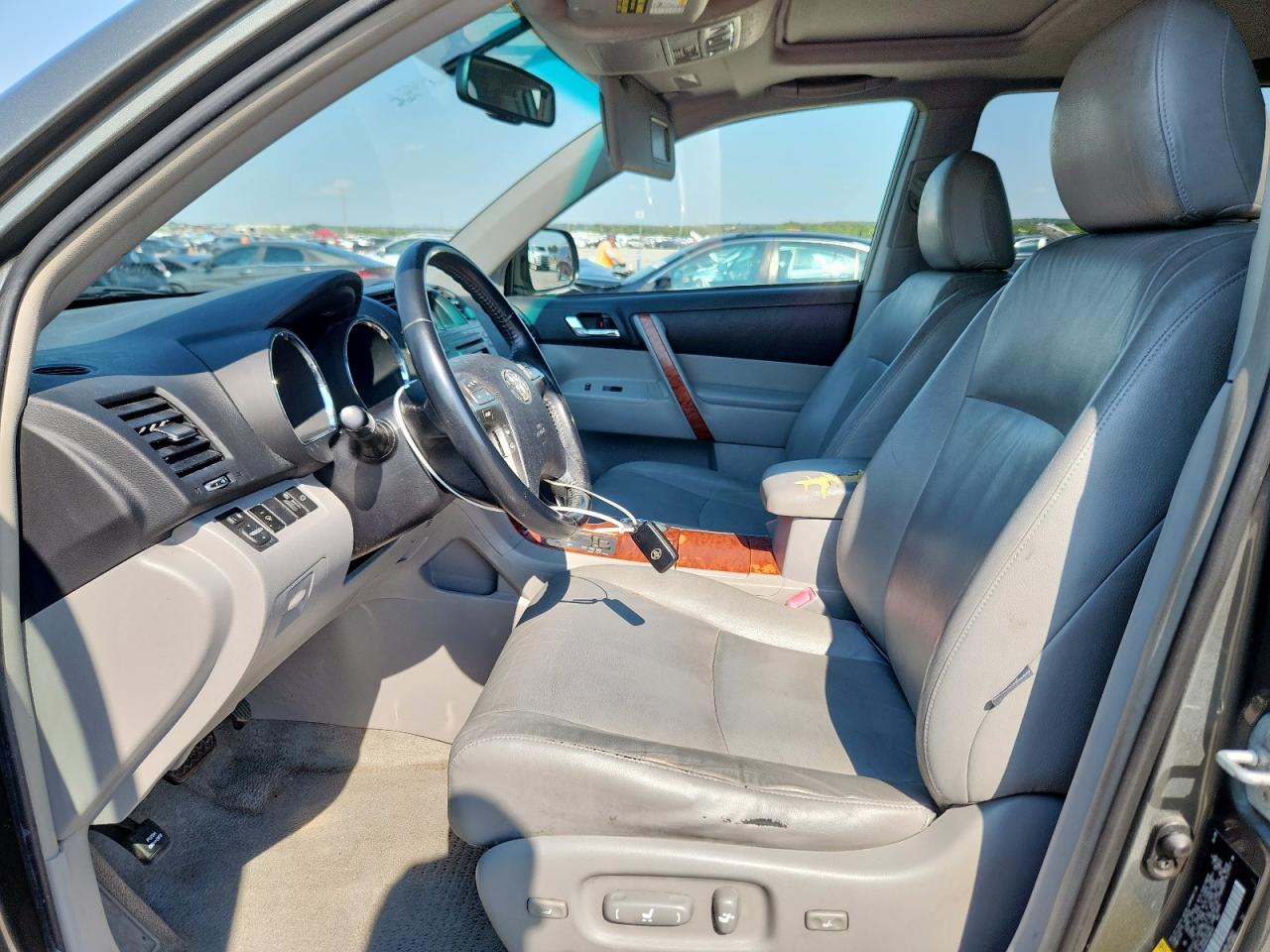 2008 Toyota Highlander Limited VIN: JTEES42A682088187 Lot: 69640315